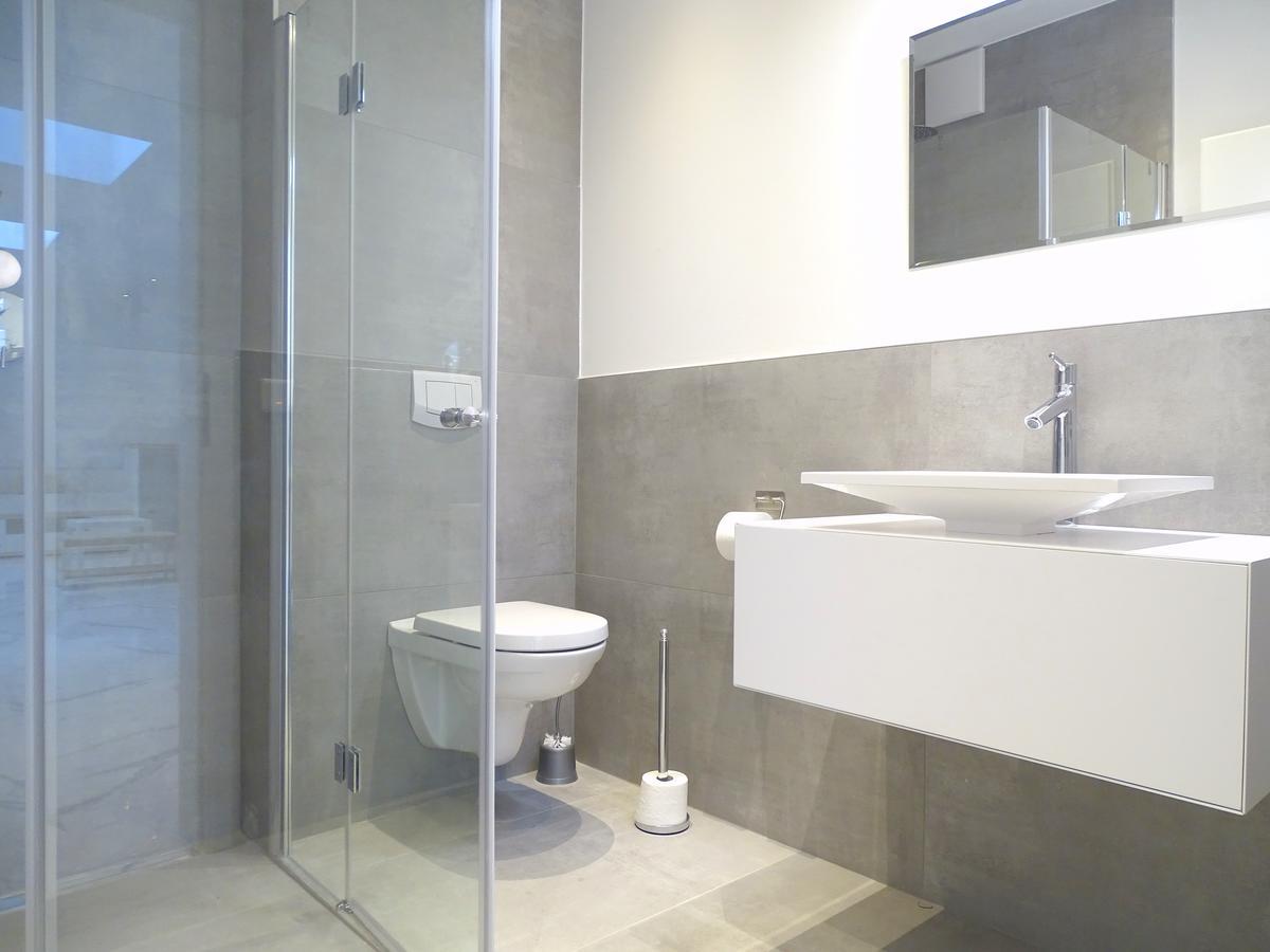 Avi City Apartments Kinghouse Дюселдорф Екстериор снимка