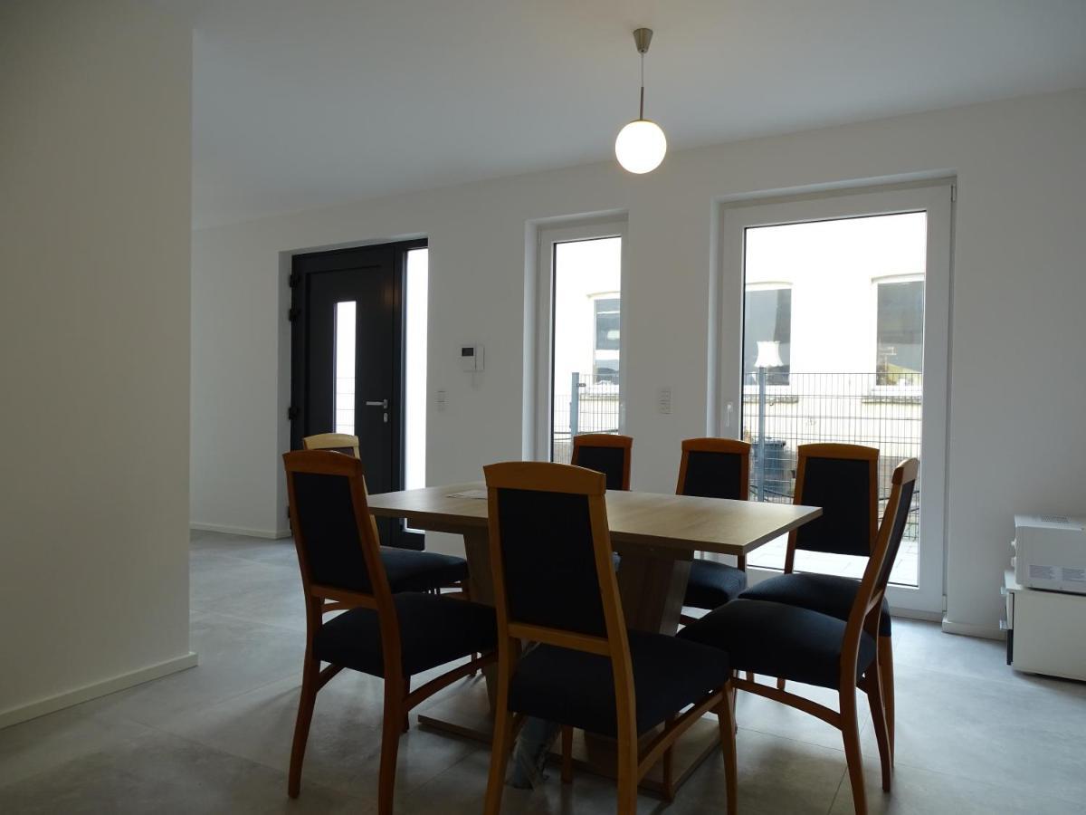 Avi City Apartments Kinghouse Дюселдорф Стая снимка