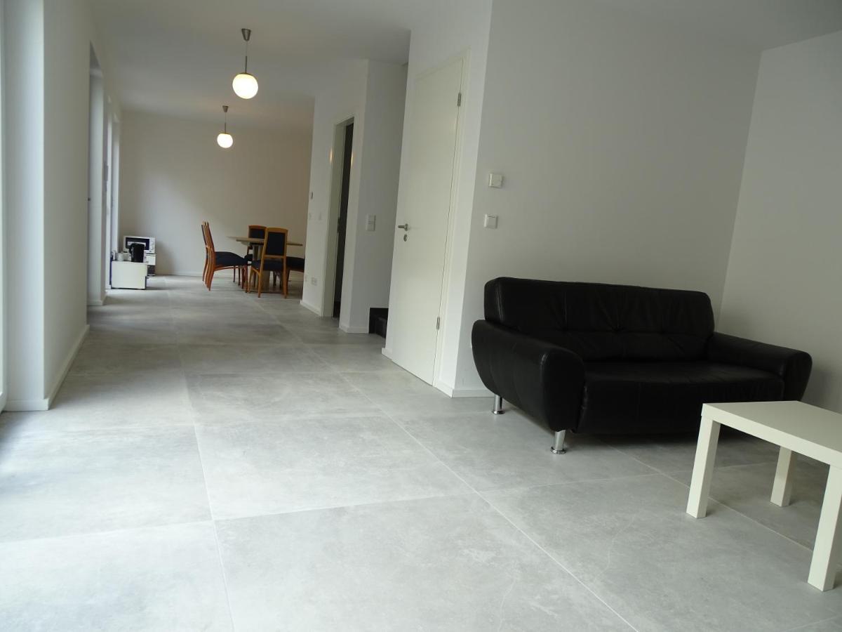 Avi City Apartments Kinghouse Дюселдорф Стая снимка