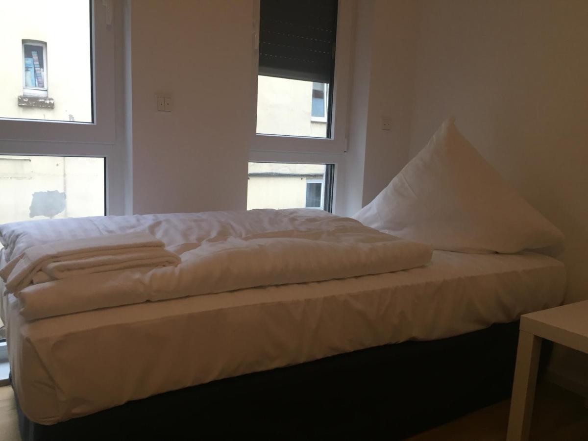 Avi City Apartments Kinghouse Дюселдорф Стая снимка
